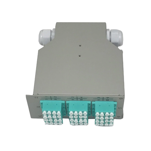 Del distribution box - E-Motional Optics & Connectivity