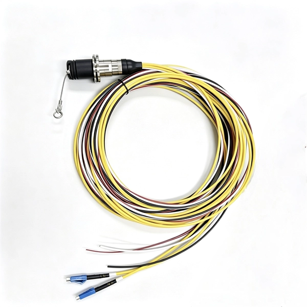 Thickened ODF fiber optic patch panel fully equipped with LC