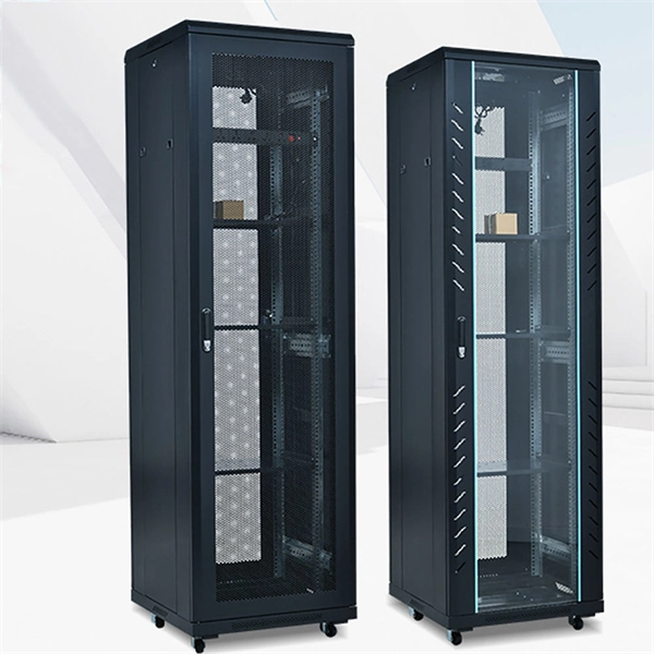 Grounding of cable trays and conduits