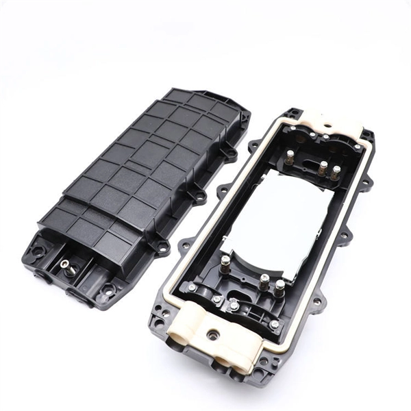 Installation of switch protection boards in distribution boxes - E-Motional Optics & Connectivity