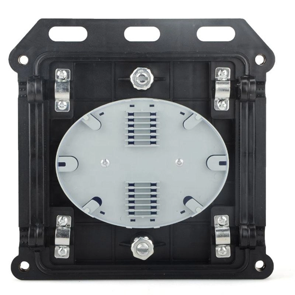 IDC rack cold aisle - E-Motional Optics & Connectivity