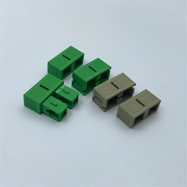 Butterfly-shaped drop cable self-supporting type