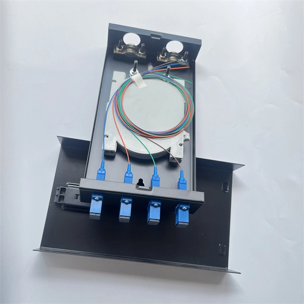 Fiber optic patch cord clip adjustment